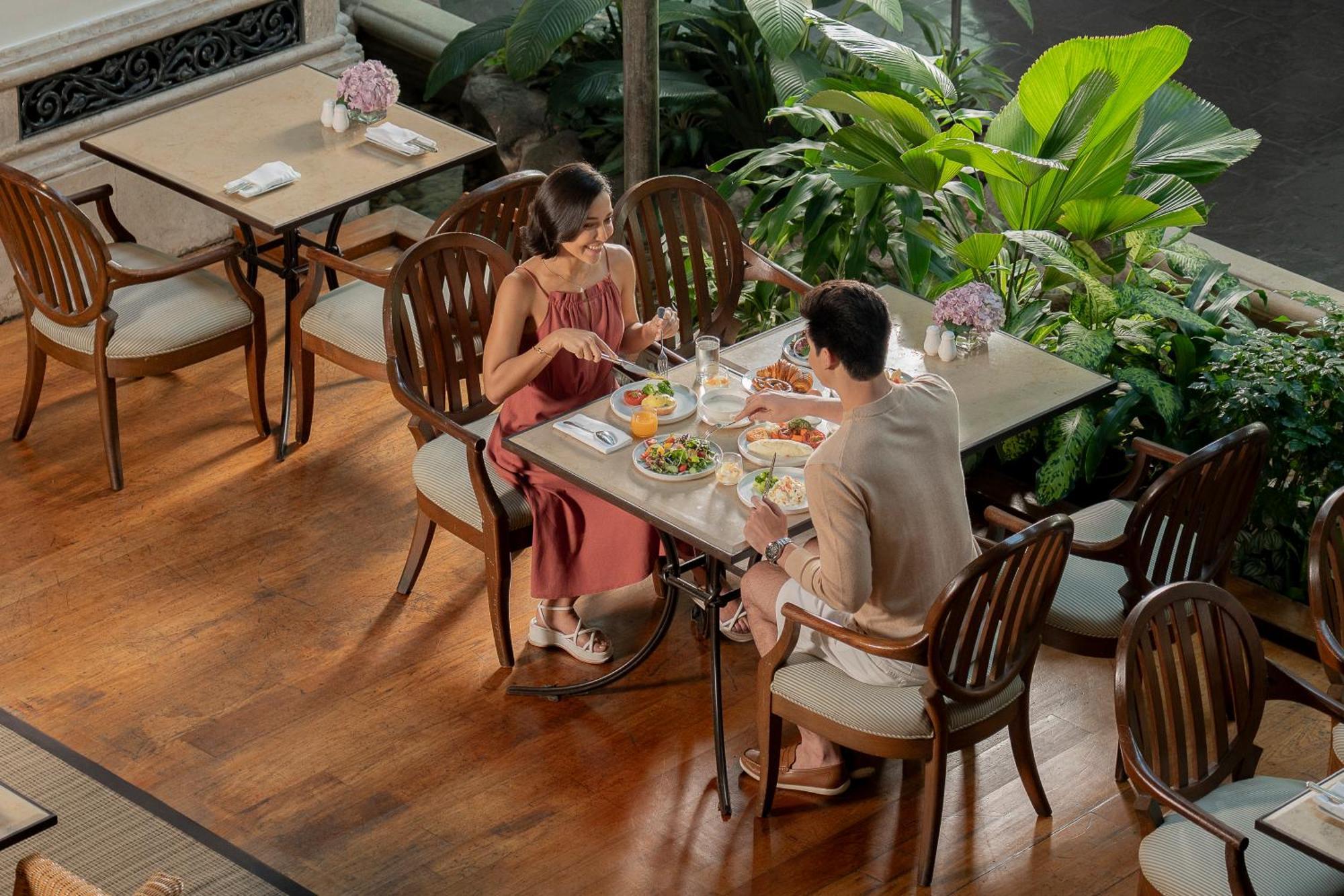 Grand Hyatt Erawan Bangkok Hotel Kültér fotó The Terrace